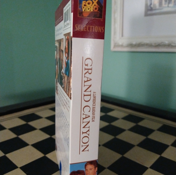 6/$15 Grand Canyon 1991 ‧ 2h 17mMain fox video vhr tape - Picture 3 of 5